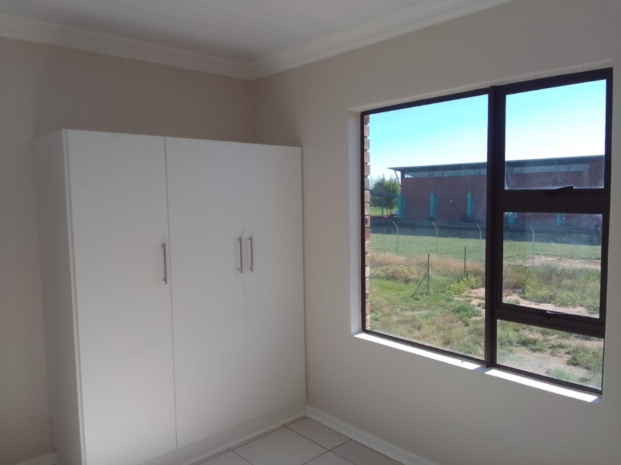 2 Bedroom Property for Sale in Lourierpark Free State